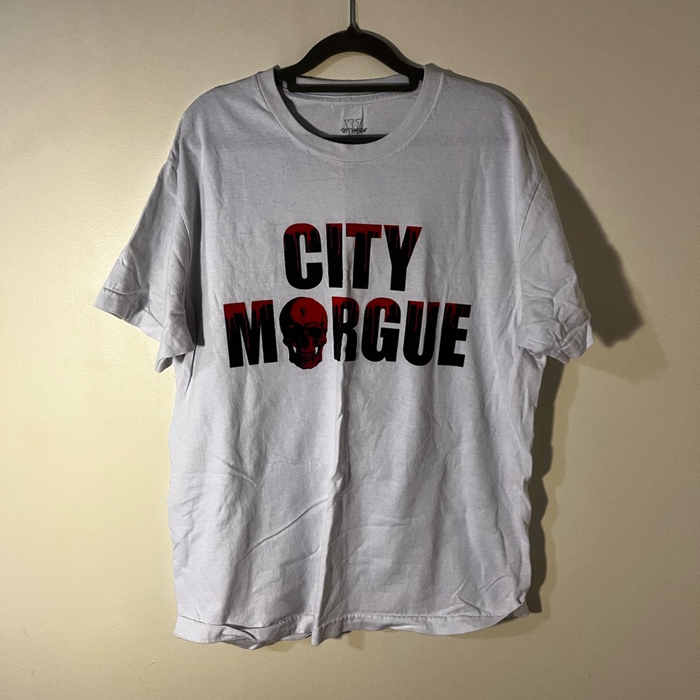VLONE White and Red Graphic Tee